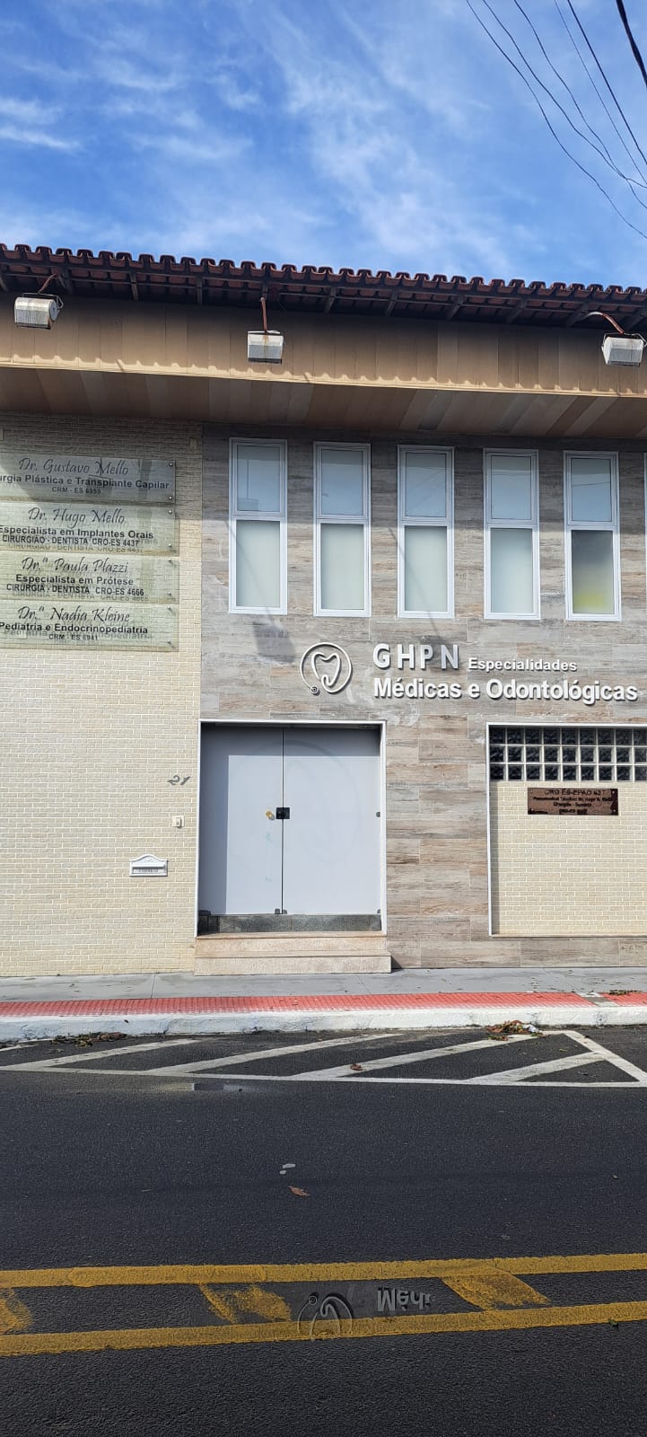 fachada da clínica de transplante capilar bem localizada em Vitória ES